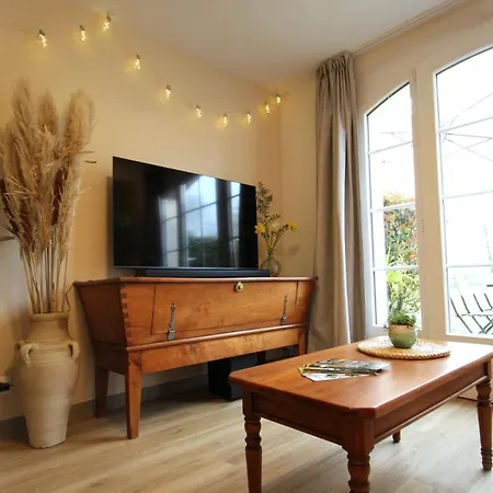 Holiday home Maison Cosy 6 Pers - Piscine Chauffee - Nature Et - *