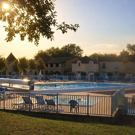 Maison Cosy 6 Pers - Piscine Chauffee - Nature Et - *
